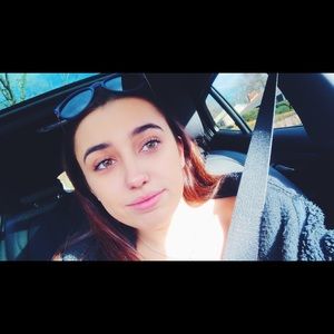 Meet your Posher, Jackie